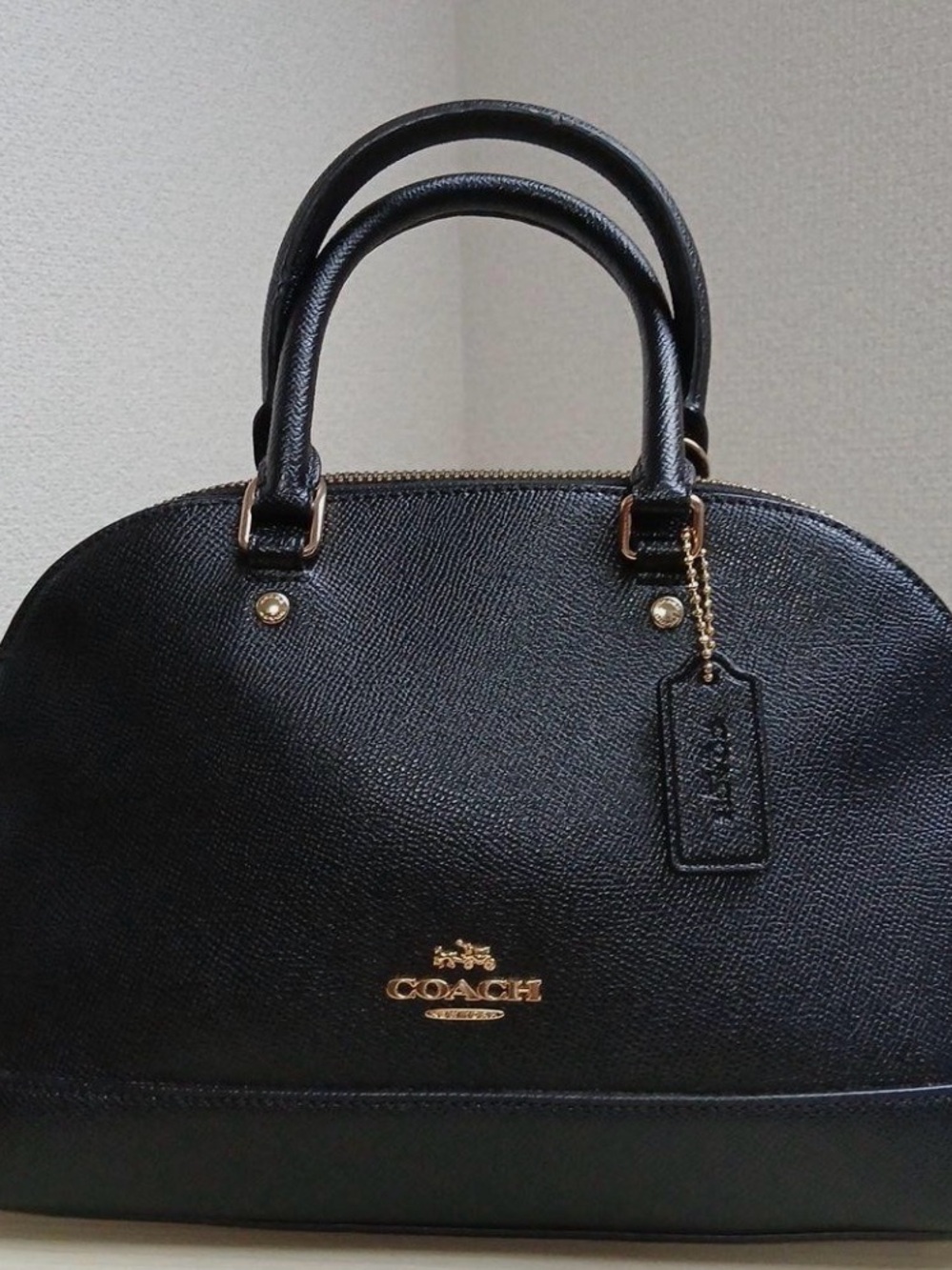 Coach Sierra Small Satchel Black
Crossgrain Leather Dome Zip Top Handbag Purse